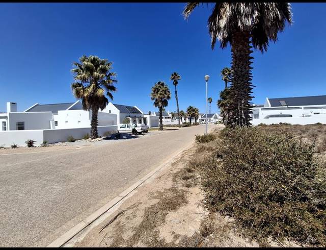 LAND FOR SALE IN LAMPIESBAAI